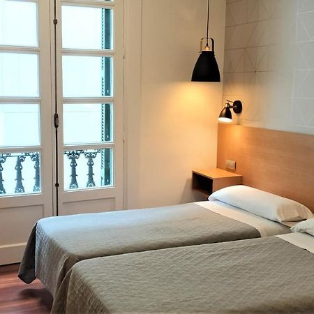 Roquefer Bilbao Central Rooms Exterior photo