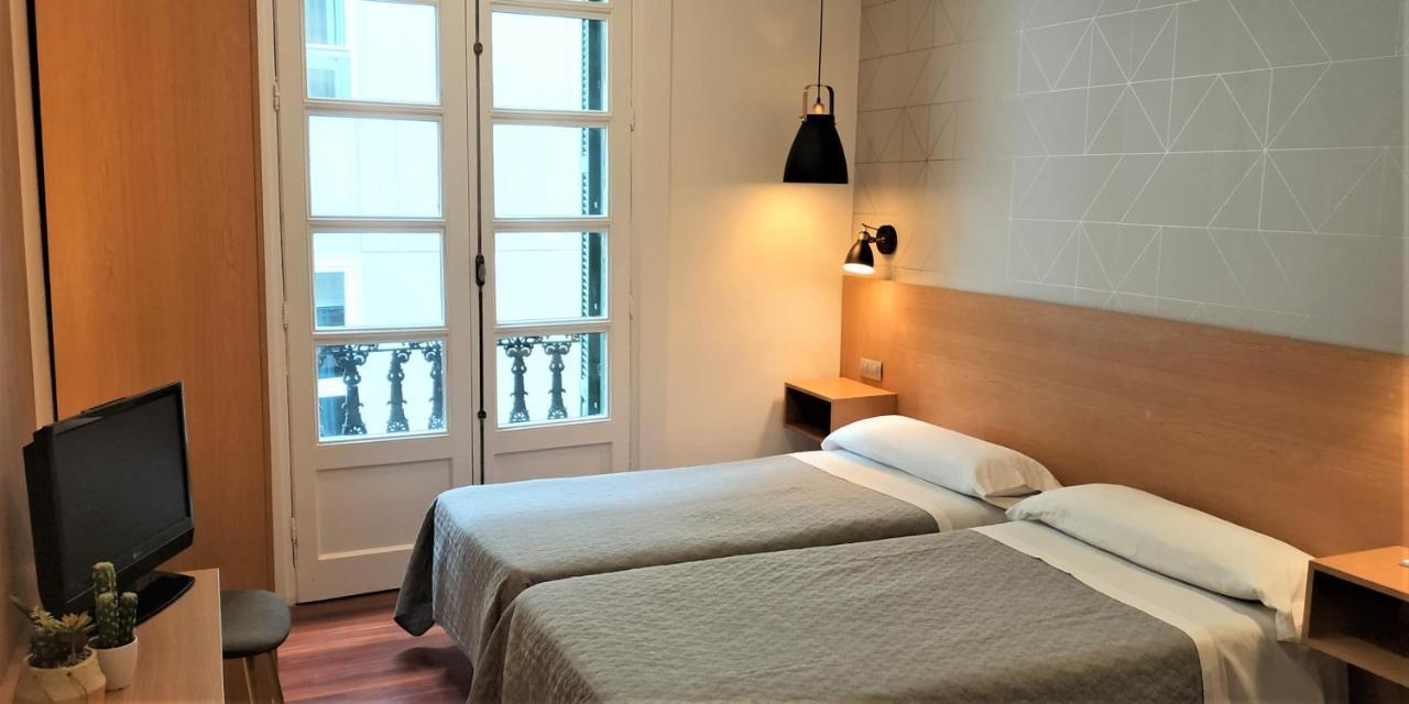 Roquefer Bilbao Central Rooms Exterior photo