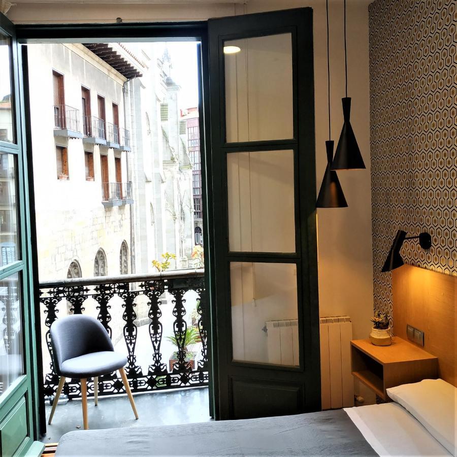 Roquefer Bilbao Central Rooms Exterior photo