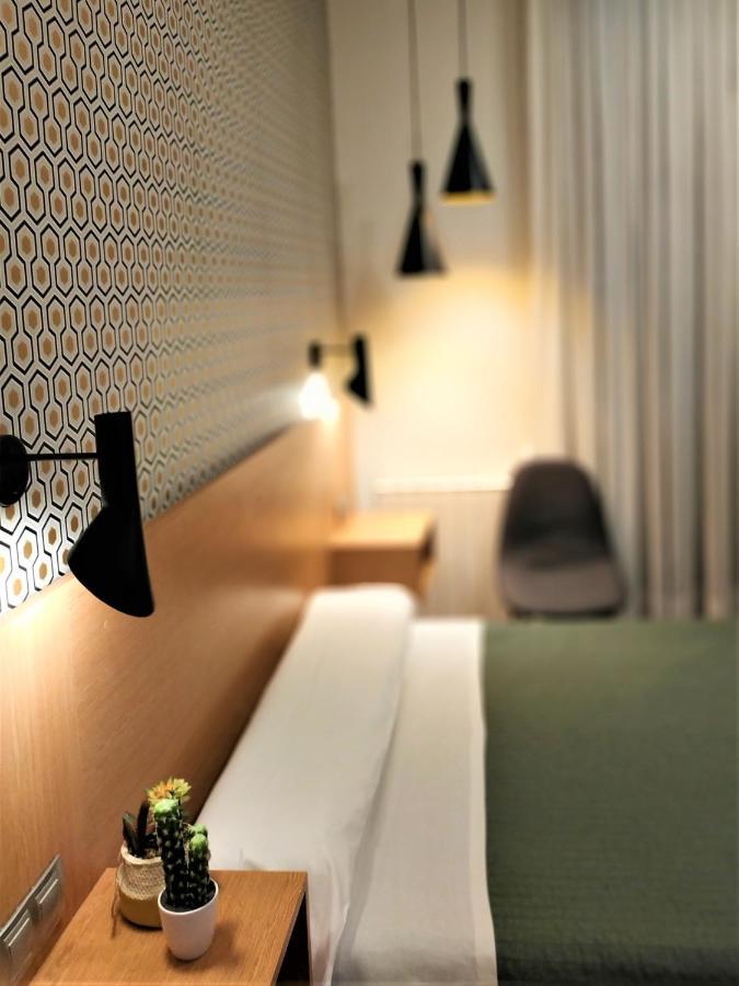 Roquefer Bilbao Central Rooms Exterior photo