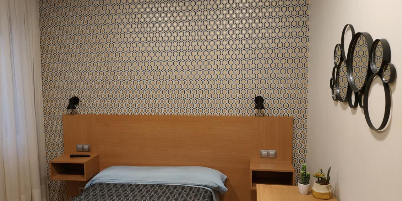 Roquefer Bilbao Central Rooms Exterior photo